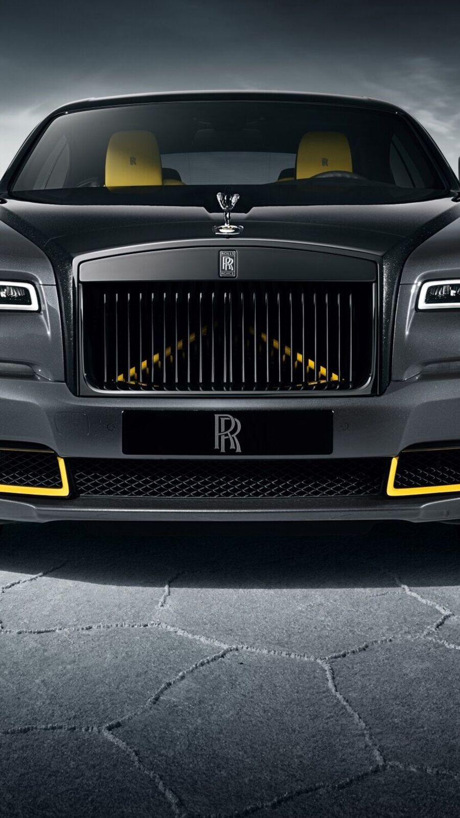 This Special Wraith Black Arrow Is Rolls-Royce's Final V-12 Coupe