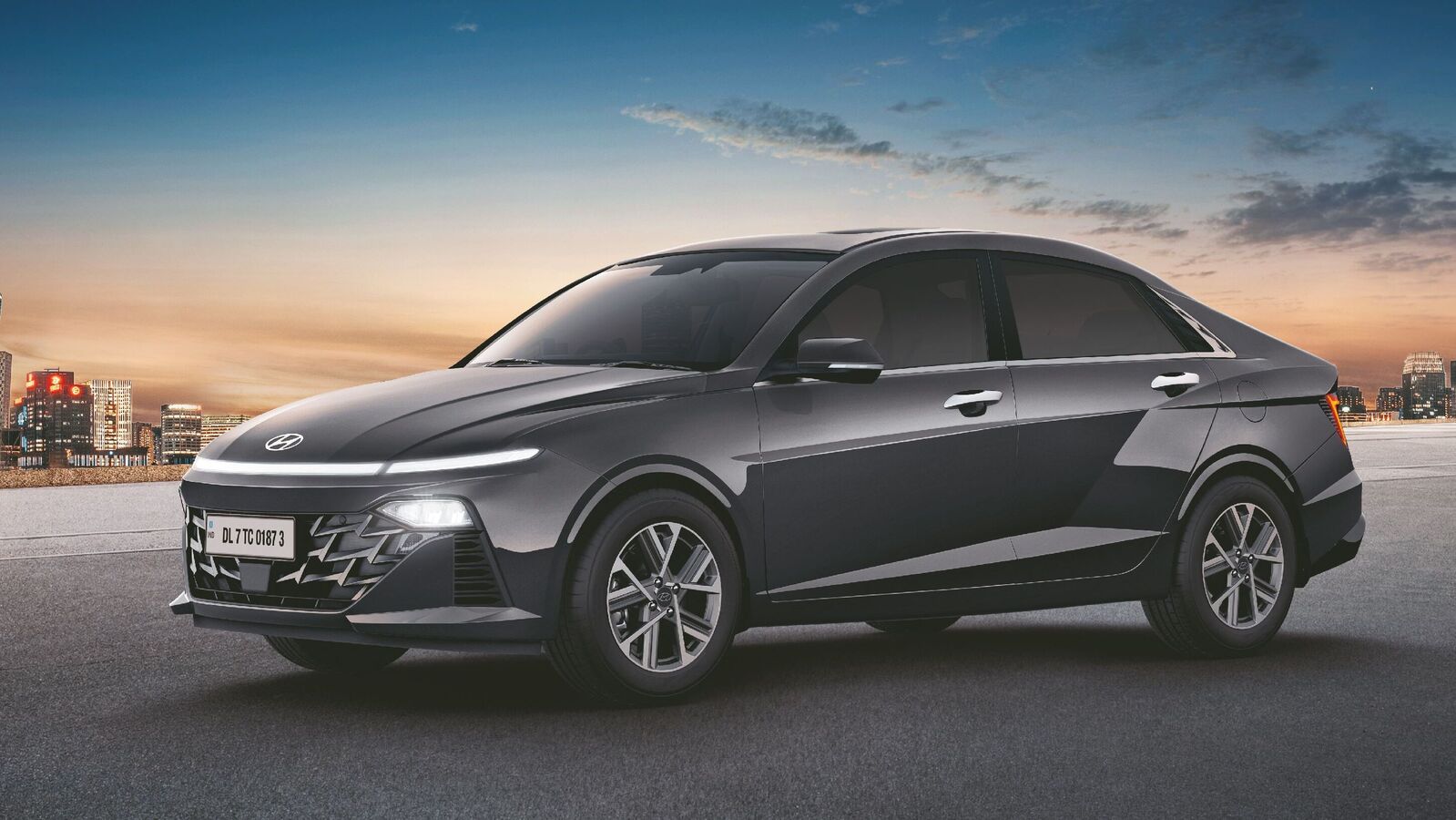 Hyundai Verna 2019 Diesel 76000 Km Driven - Cars - 1742857495