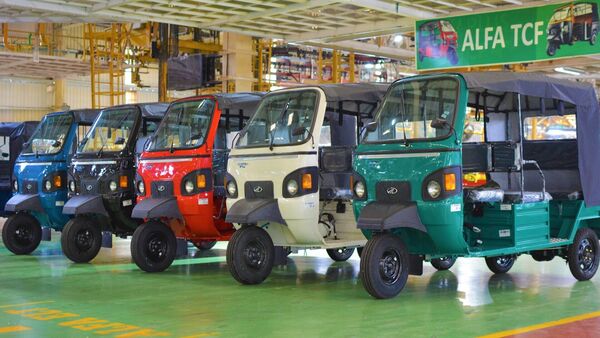 Mahindra e-Alfa can be used in passenger and cargo applications