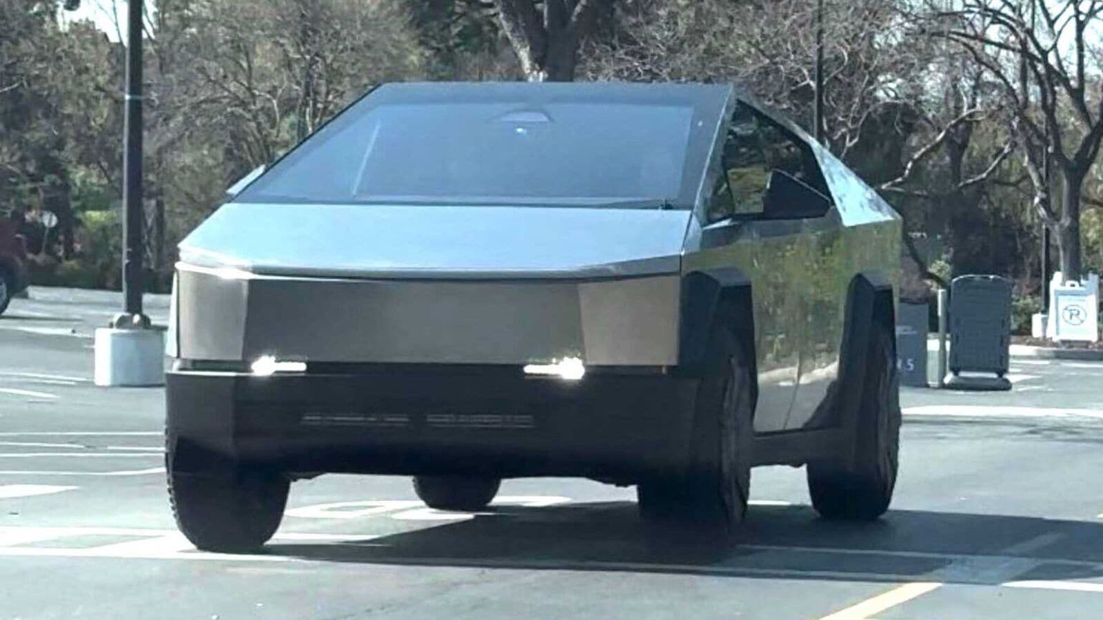 Tesla Cybertruck spotted minus massive windscreen wiper; spindle ...