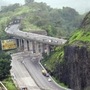 Around 1.5 lakh vehicles ply every day on the 95-km long expressway that connects the business capital of India with Pune. (HT_PRINT)