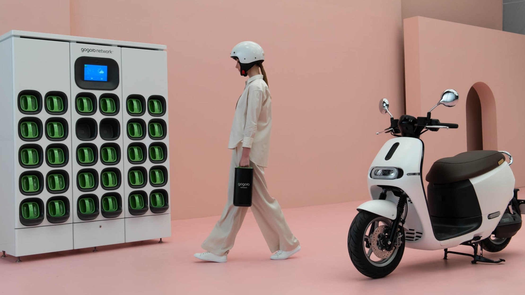 Swappable batteries will be a part of Gogoro models and the company is setting up the charging infrastructure first before bringing its product range Swappable batteries will be a part of Gogoro models and the company is setting up the charging infrastructure first before bringing its product range