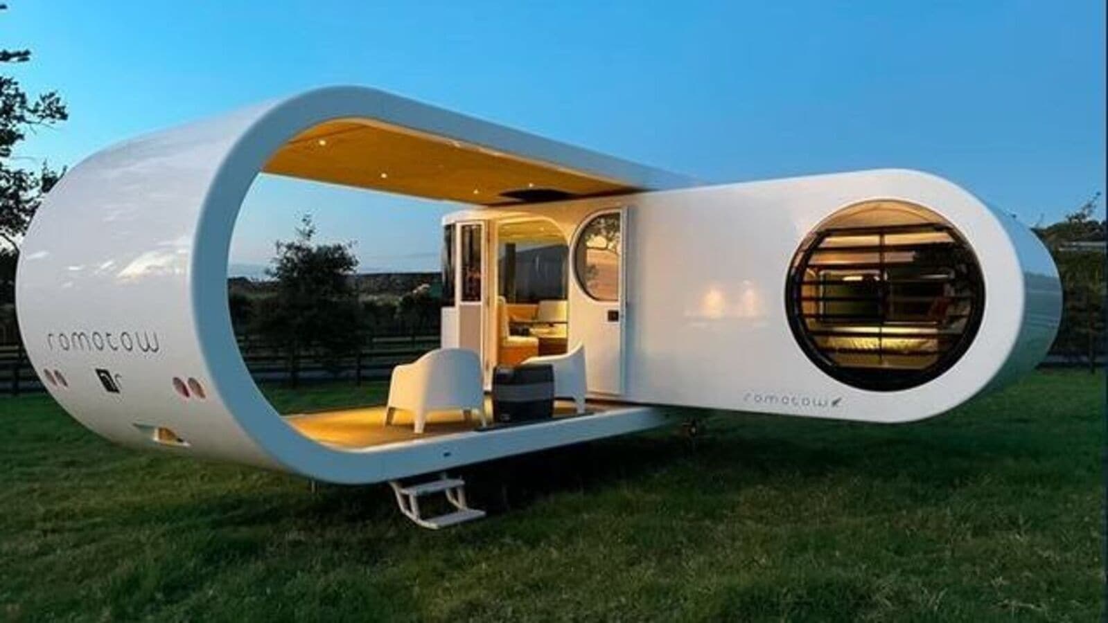 This USB stick-shaped futuristic caravan is what you need for your next  trip