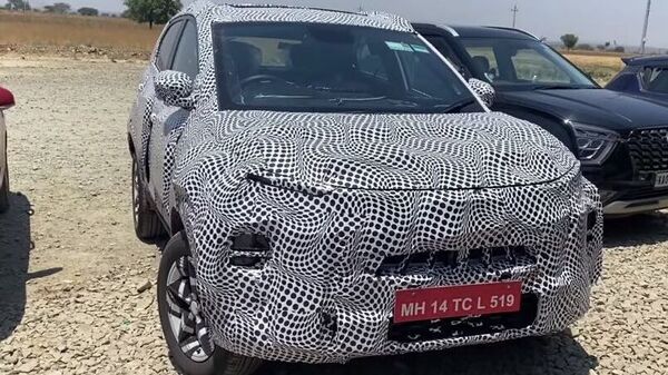 Tata Nexon Facelift Spied Tata Nexon Facelift Launch Nexon | Hot Sex ...