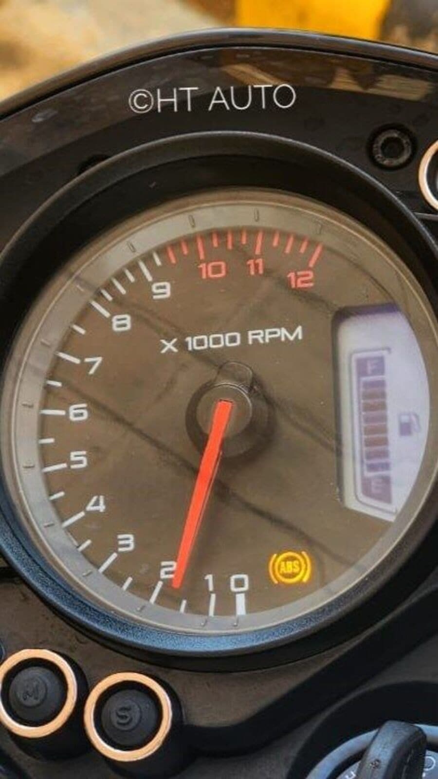 pulsar ns 200 gear indicator