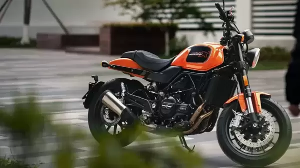 Harley-Davidson X 500 offers three color schemes in the Chinese market. 