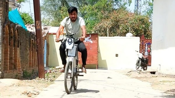 Aditya Shivhare, a 20-year-old from Chhatarpur in Madhya Pradesh, developed the electric bicycle, which can travel 30 kilometers on a single charge.