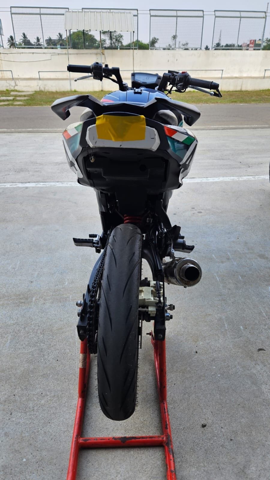 Rtr 200 tail deals tidy