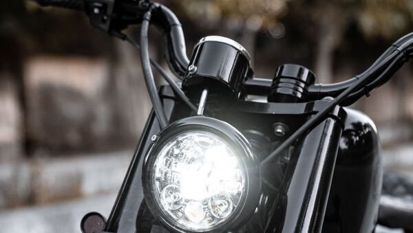 Bajaj avenger headlight assembly 2024 price