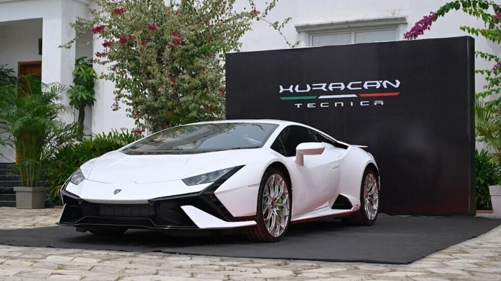First unit of Lamborghini Huracan Tecnica, worth ₹4 crore