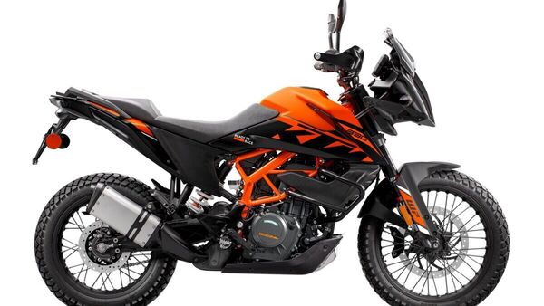 There is also a 46 mm throttle body and a slipper clutch and a 5-inch colour TFT display that can be controlled via switchgear on the handlebar. There is also a 46 mm throttle body and a slipper clutch and a 5-inch colour TFT display that can be controlled via switchgear on the handlebar.