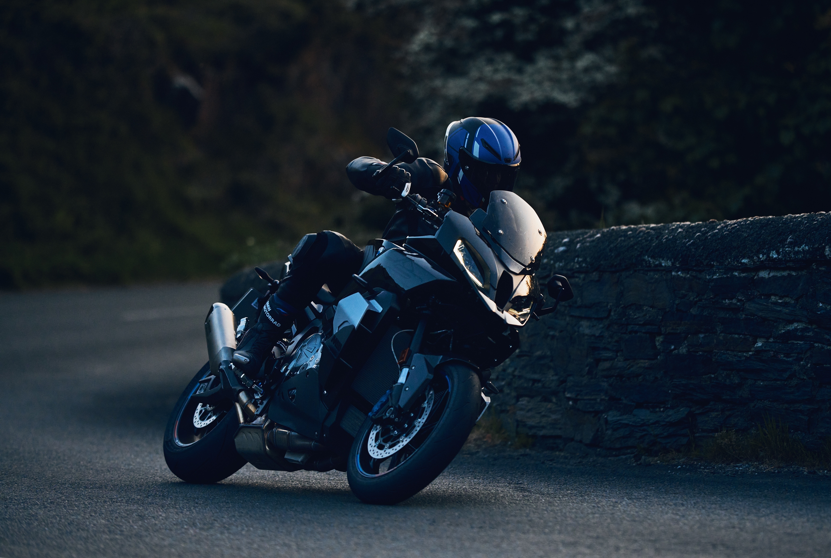The BMW M 1000 XR prototype gets winglets for additional downforce The BMW M 1000 XR prototype gets winglets for additional downforce