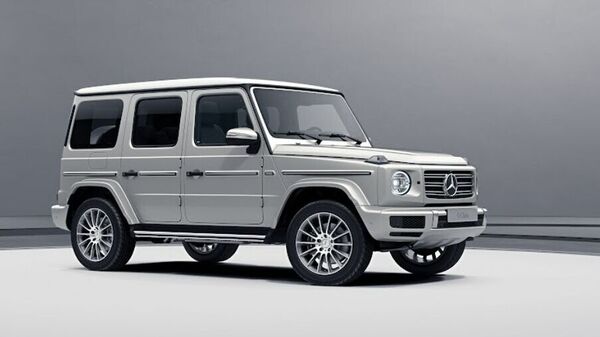 But for those seeking sheer aesthetics in a rugged SUV, the AMG Line would be of choice. It gets AMG exterior styling and AMG multi-spoke alloy wheels. But for those seeking sheer aesthetics in a rugged SUV, the AMG Line would be of choice. It gets AMG exterior styling and AMG multi-spoke alloy wheels.
