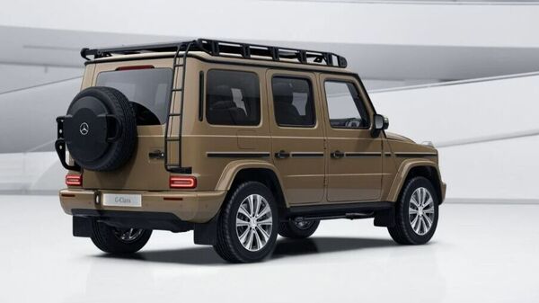 The SUV also gets a removable ladder with anti-slip coating at the back. The SUV also gets a removable ladder with anti-slip coating at the back.