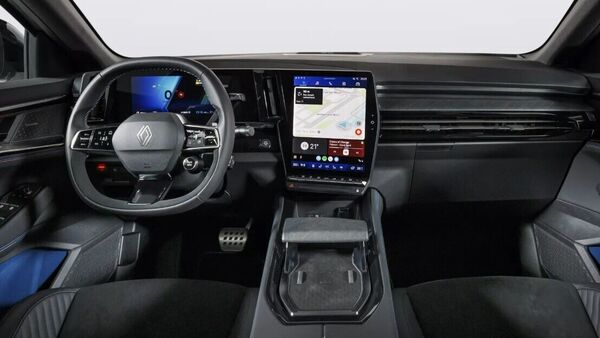 A look at the dashboard layout inside Rafale SUV from Renault. Rafale