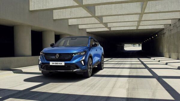 Renault has taken the covers off of its latest flagship product - the Rafale SUV. The name and the vehicle model itself draws inspiration from the heritage of the Rafale fighter planes that have a long history of serving defence forces around the world. Renault has taken the covers off of its latest flagship product - the Rafale SUV. The name and the vehicle model itself draws inspiration from the heritage of the Rafale fighter planes that have a long history of serving defence forces around the world.