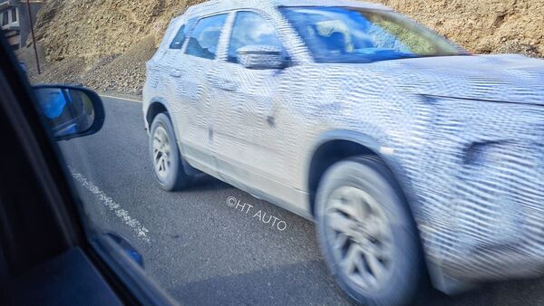 It is expected that Tata Motors was doing high-altitude testing for the Harrier and Safari. 2023 Tata Safari