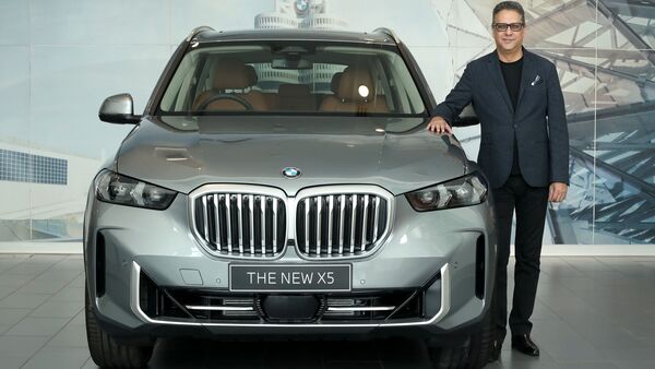 BMW X5 facelift launched in India, starts at ₹93.90 lakh