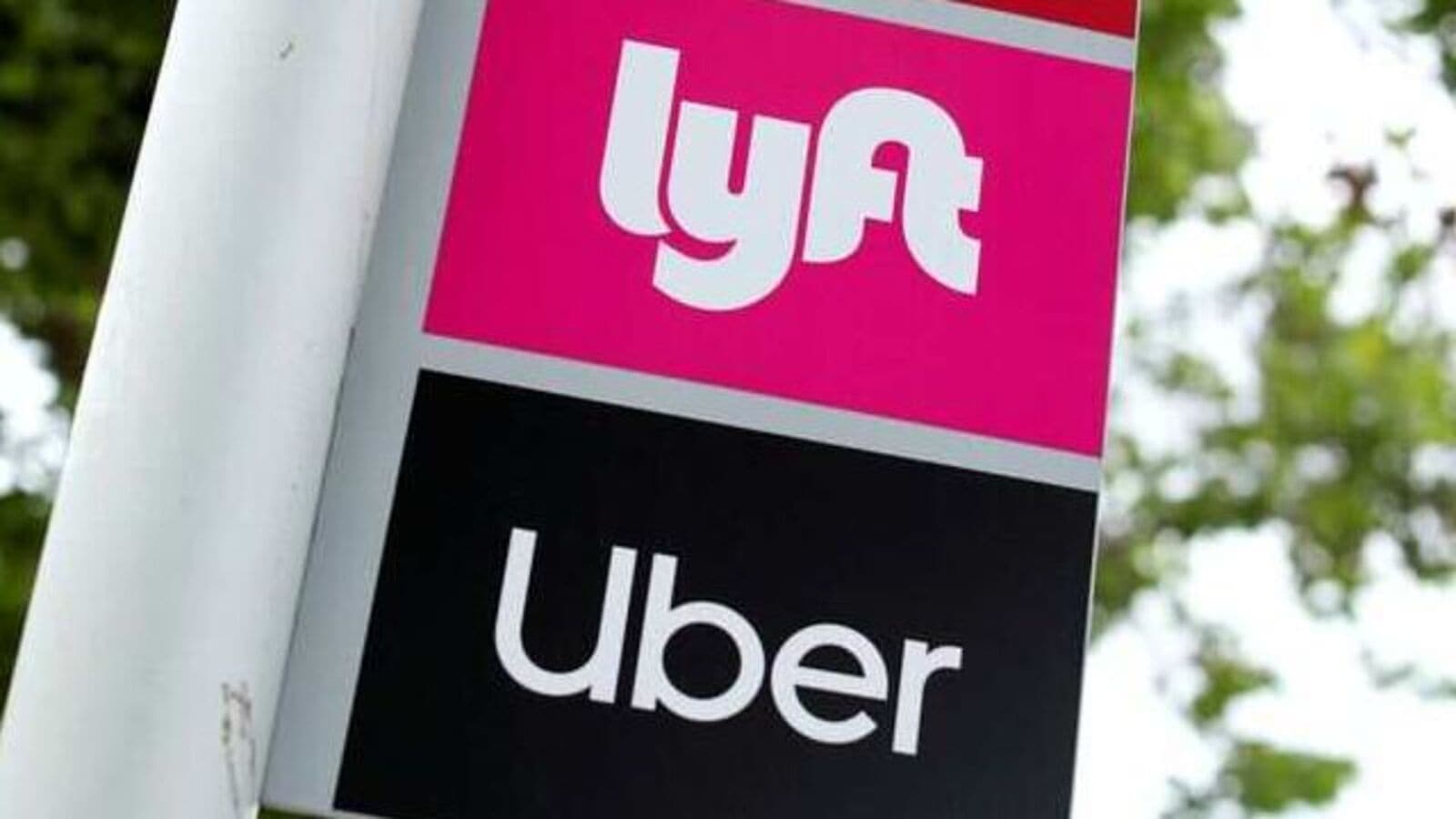 Why Lyft sent a 00 gift card to Uber? Details here