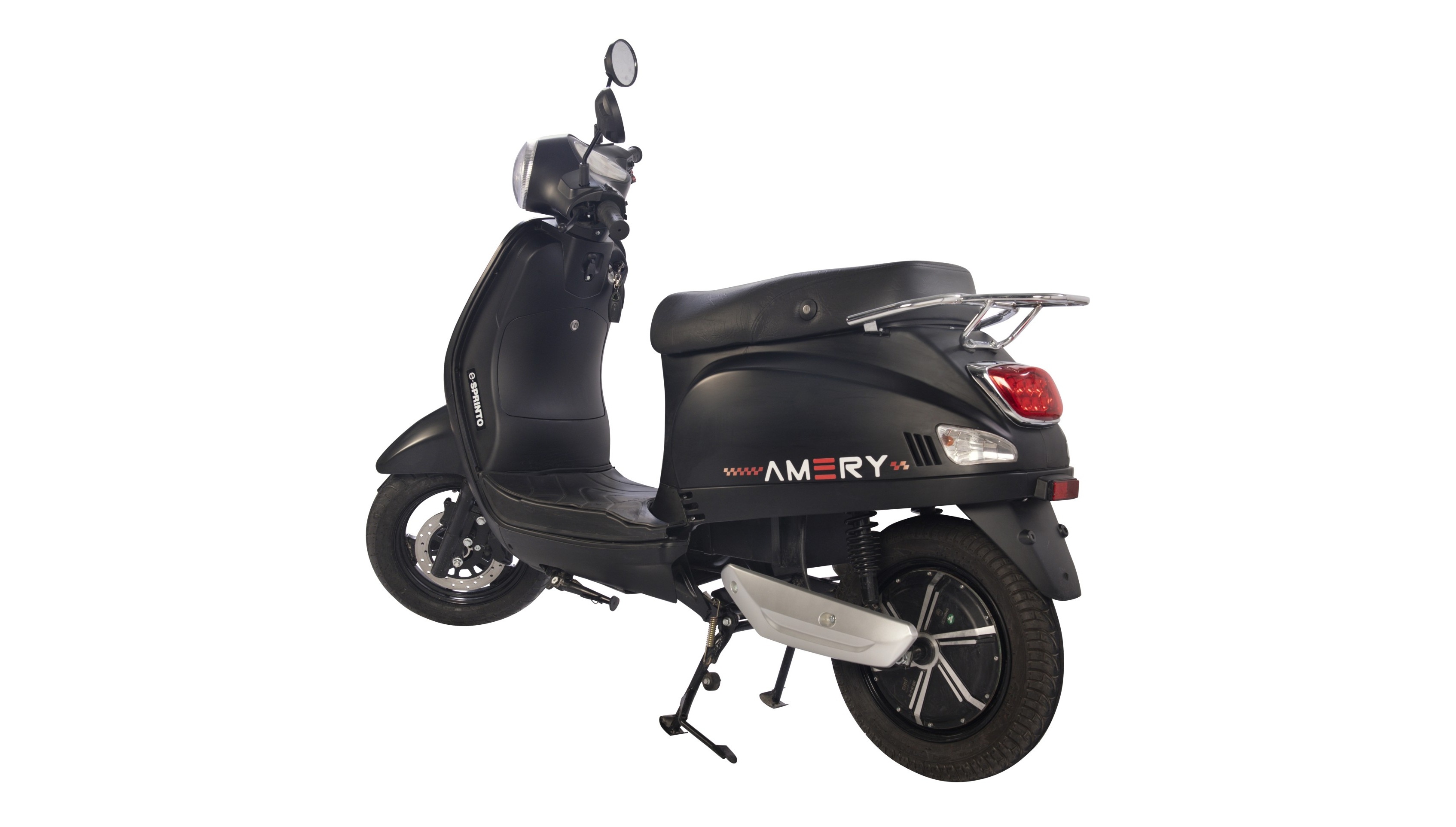 The eSprinto Amery electric scooter is powered by a 2500 BLDC hub motor and weighs just 98 kg 