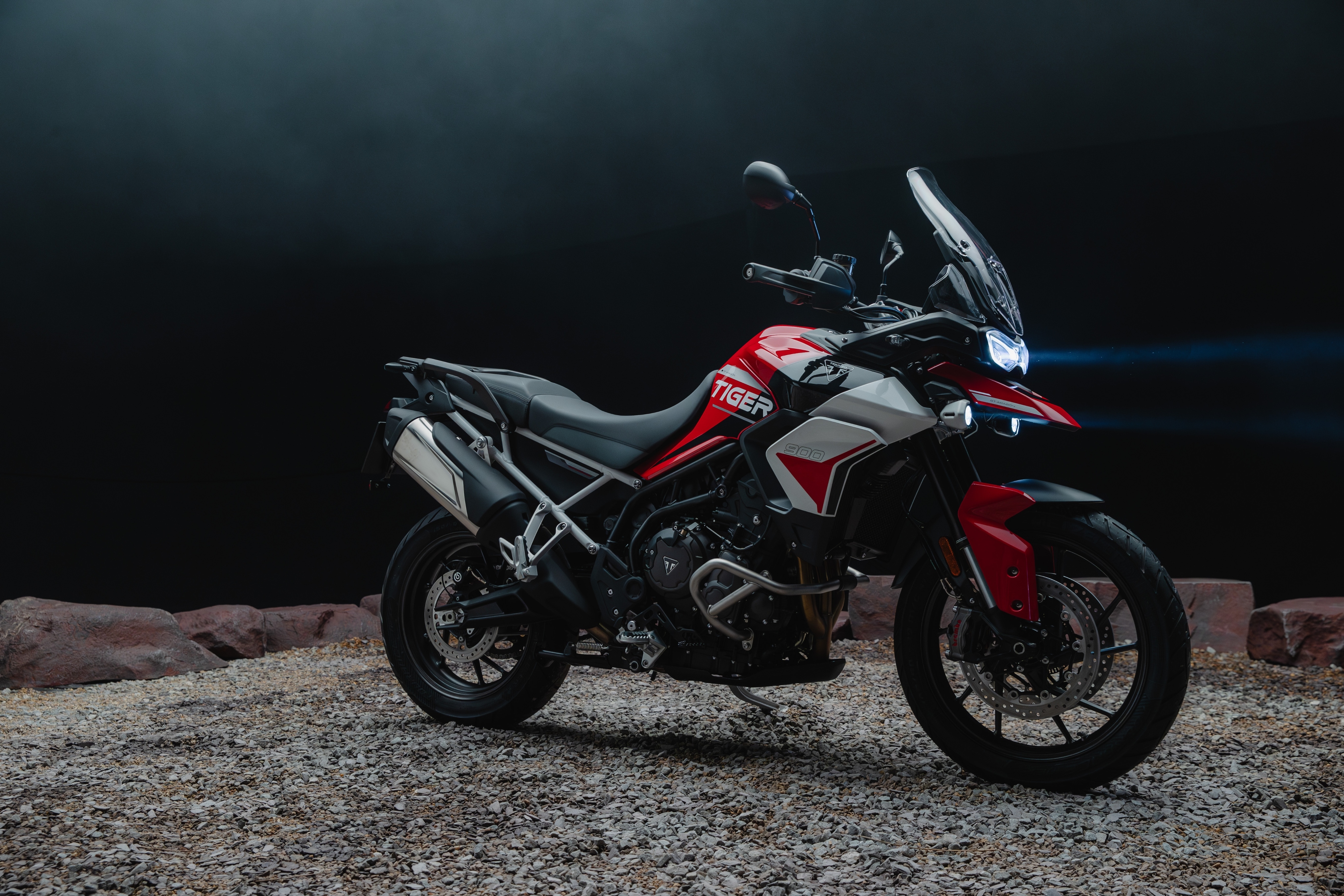 The Triumph Tiger 900 GT and Rally Aragon edition gets a three-tone paint scheme and prominent branding on the bodywork Triumph Tiger 900 GT Aragon Edition