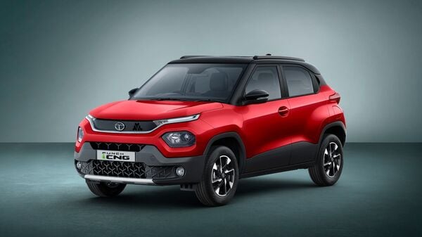 Tata Punch iCNG launched at ₹7.10 lakh, comes with a sunroof | HT Auto