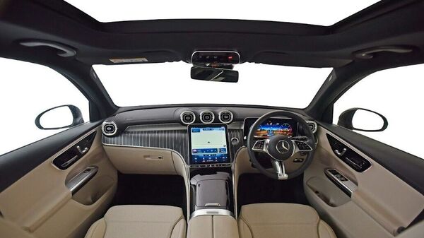A look at the dashboard layout inside the latest Mercedes GLC.