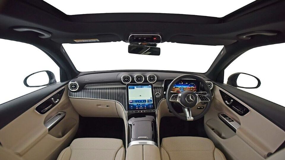 2021 Mercedes-Benz GLC Interior & Features
