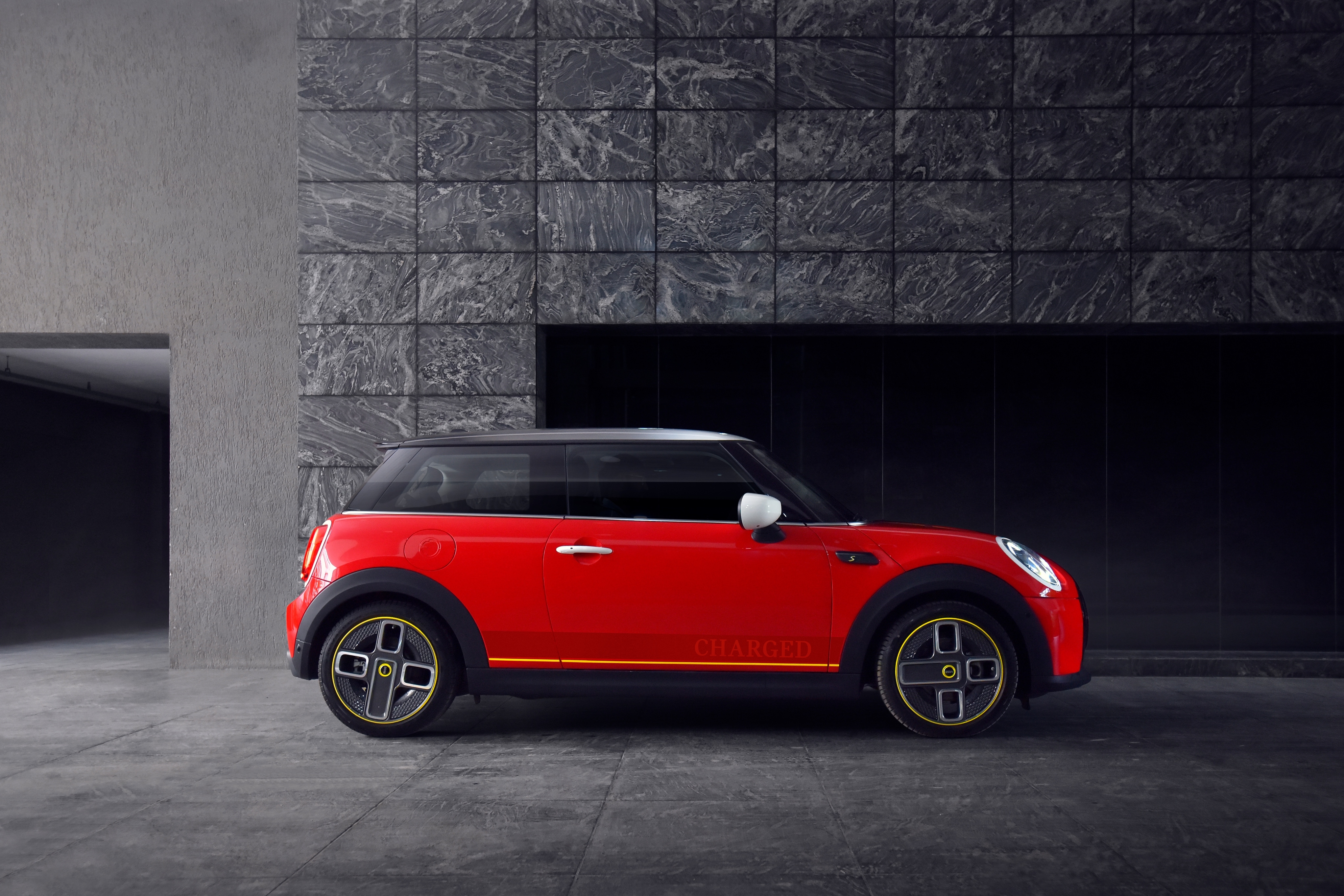 The MINI Charged Edition gets a 135 kW electric motor tuned for 181 bhp and 270 Nm and can sprint from 0-100 kmph in 7.3 seconds MINI Charged Edition