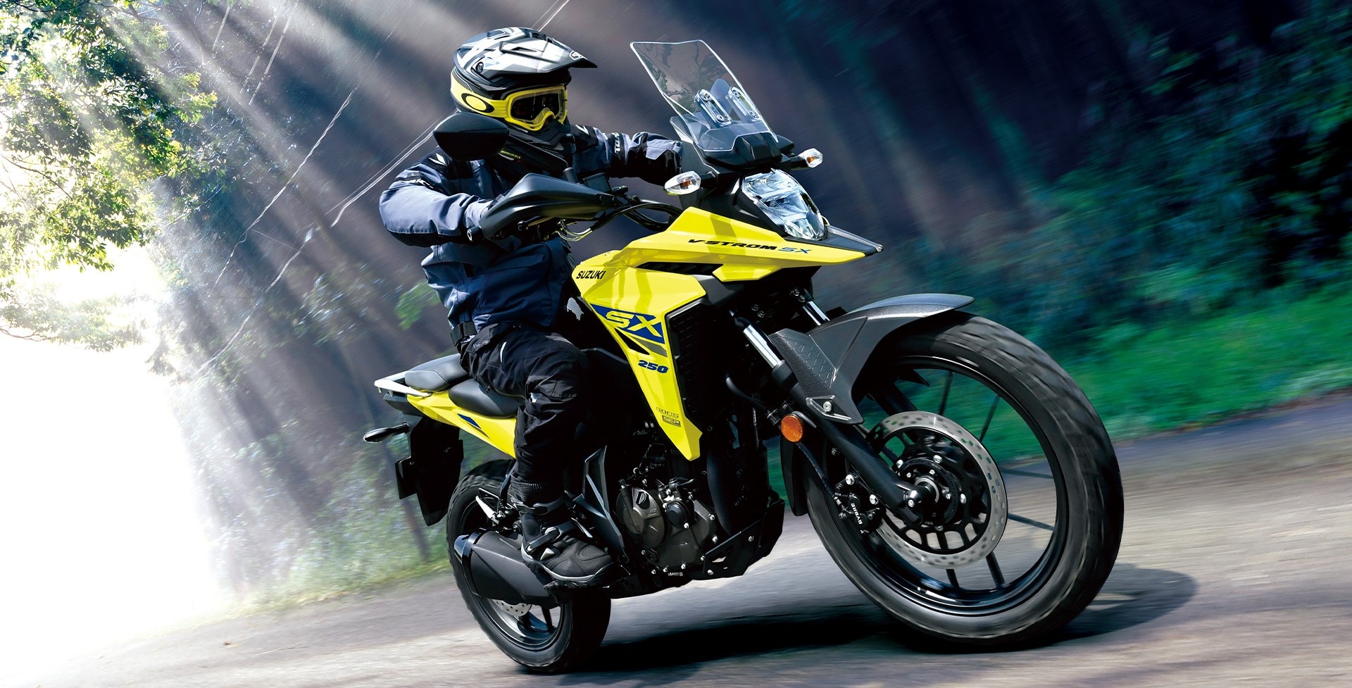 The Japanese-spec Suzuki V-Strom SX 250 is identical to the Indian version and draws power from the same 249 cc oil-cooled, single-cylinder motor