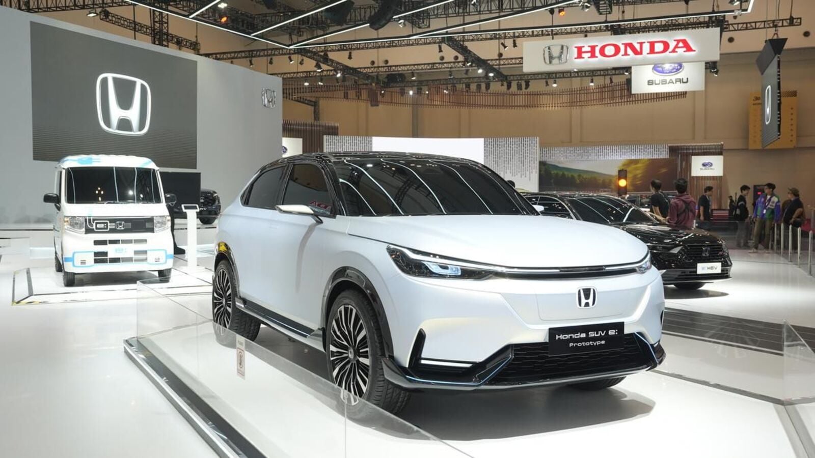 Honda meluncurkan konsep SUV listrik di Indonesia Motor Show