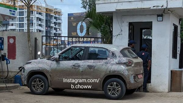 The previous spy shots of the Tata Punch EV revealed that it will come with rear disc brakes as well. 