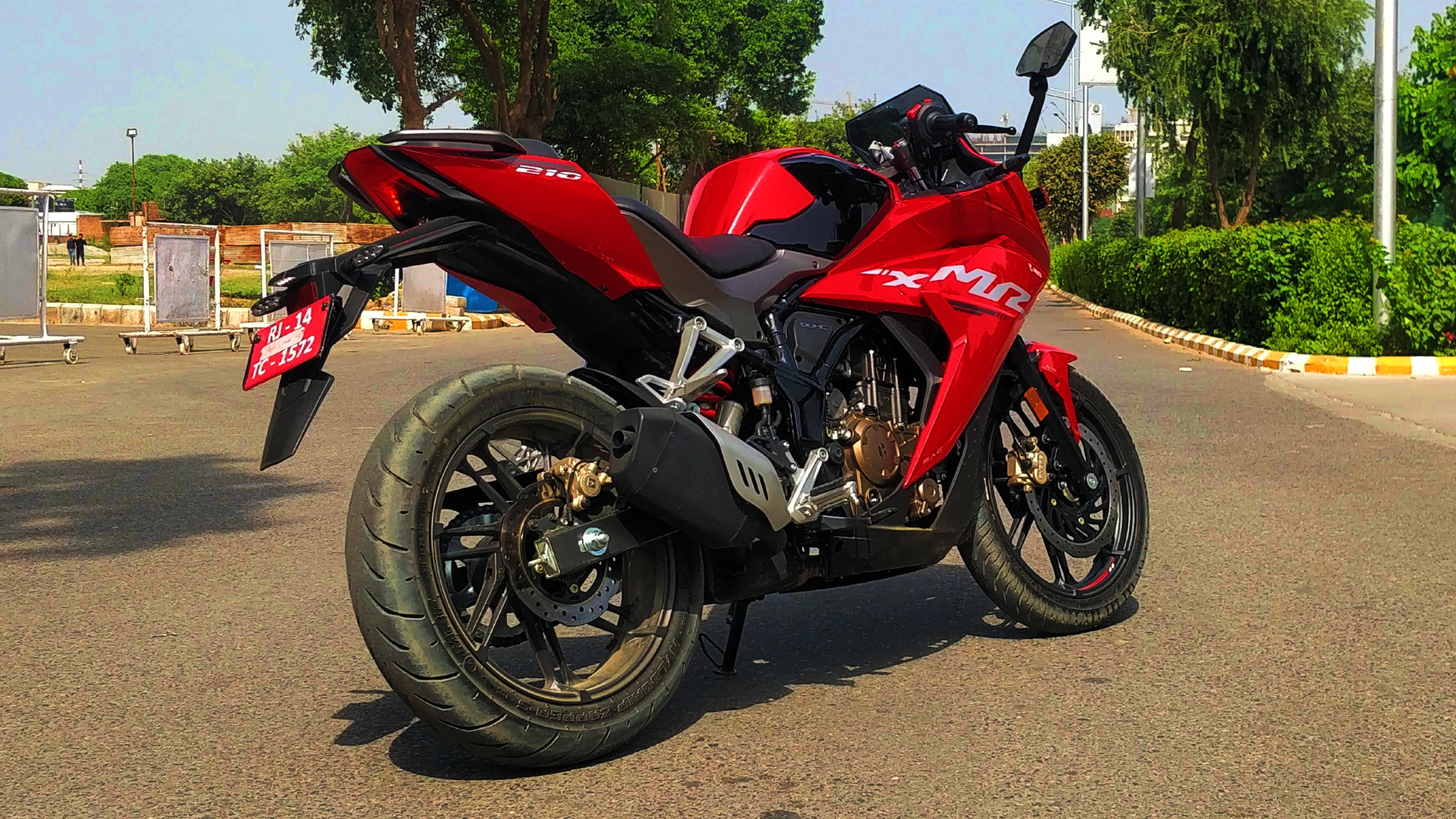 Hero karizma bs6 discount price