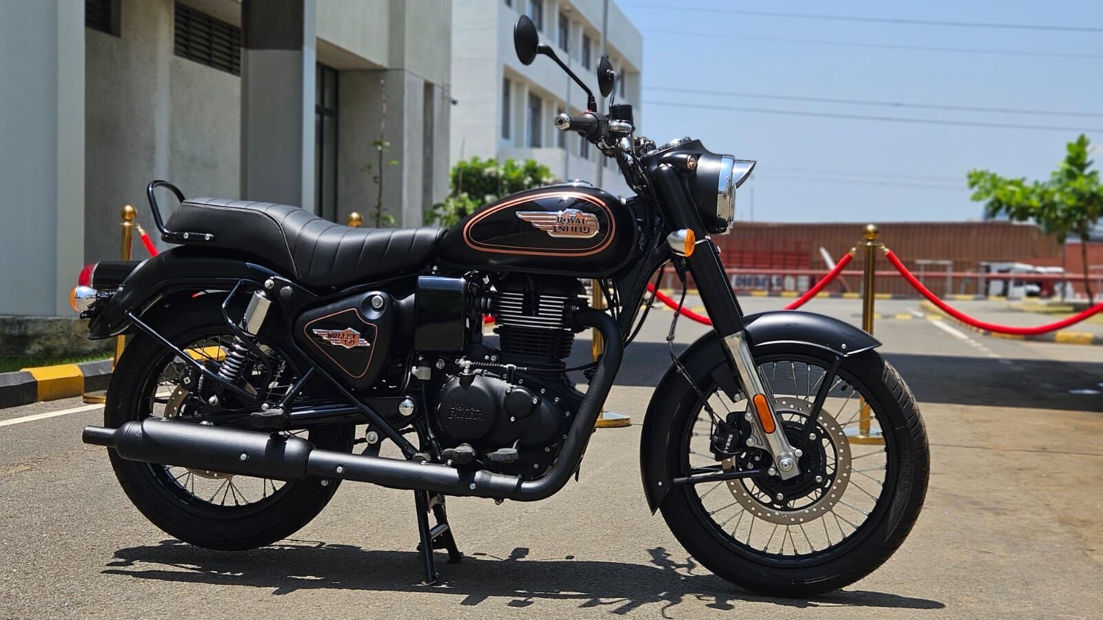 Accessorise the new Royal Enfield Bullet 350 with these new accessories.