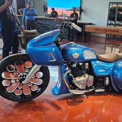 The front wheel measures a massive 23-inch in size. The tyre is mounted on a CNC-machined billet wheel. Speaking of CNC-machined, a total of 18 parts have been CAD-designed and CNC-machined from 6,081 aluminium blocks.&nbsp;