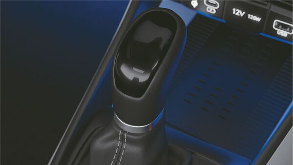 Hyundai has discontinued the 1.0-litre turbo-petrol engine and it will now be offered only with the 1.2-litre naturally aspirated petrol engine. It produces 83 bhp with the 5-speed manual gearbox and 88 bhp with the IVT automatic transmission. Hyundai has discontinued the 1.0-litre turbo-petrol engine and it will now be offered only with the 1.2-litre naturally aspirated petrol engine. It produces 83 bhp with the 5-speed manual gearbox and 88 bhp with the IVT automatic transmission.