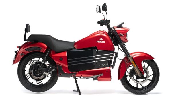 https://www.mobilemasala.com/auto-news/This-new-electric-motorcycle-launched-in-India-offers-180-km-on-a-single-charge-i167998