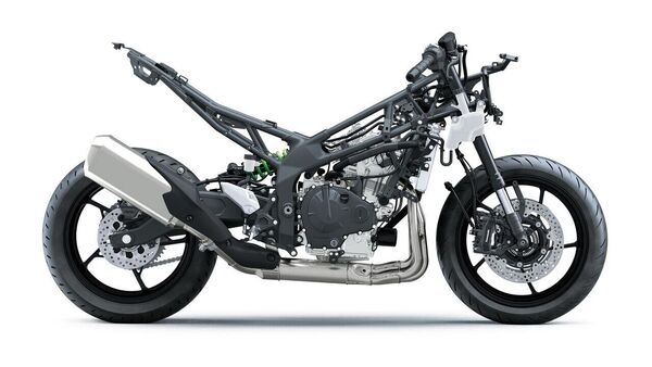 The ZX-4R uses a trellis frame that is suspended by 37 mm up-side down forks in the front and a monoshock at the rear that gets preload adjustability. Braking duties are performed by 4-piston dual-piston calipers and 290 mm disc brakes whereas at the rear there is a 220 mm disc with a single-piston caliper. The ZX-4R uses a trellis frame that is suspended by 37 mm up-side down forks in the front and a monoshock at the rear that gets preload adjustability. Braking duties are performed by 4-piston dual-piston calipers and 290 mm disc brakes whereas at the rear there is a 220 mm disc with a single-piston caliper.