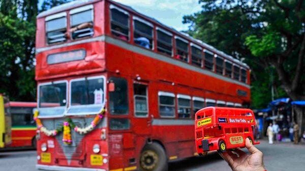 double-decker bus Mumbai BEST