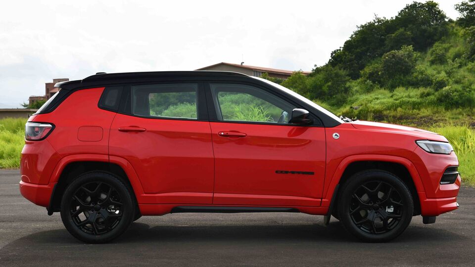 Jeep Compass Black Shark