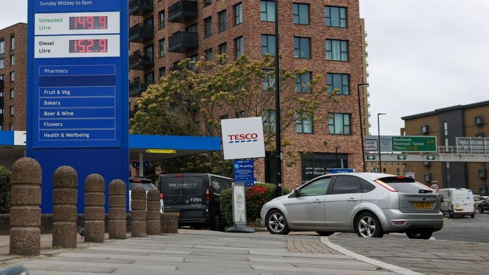 UK petrol car ban 1