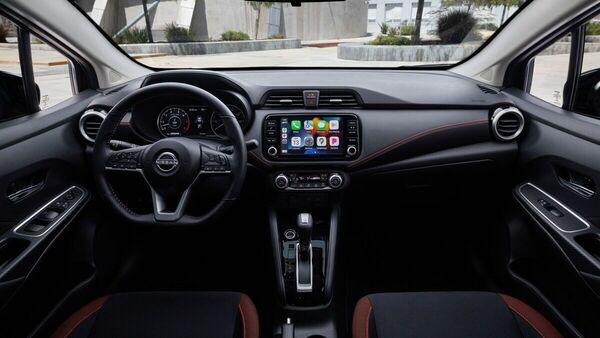 Nissan Versa