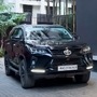 Bollywood actor Ranveer Singh seen with his brand new Toyota Fortuner Legender SUV in Mumbai. (Image courtesy: YouTube/CarsForYou)