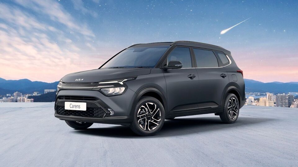 Kia Carens X Line