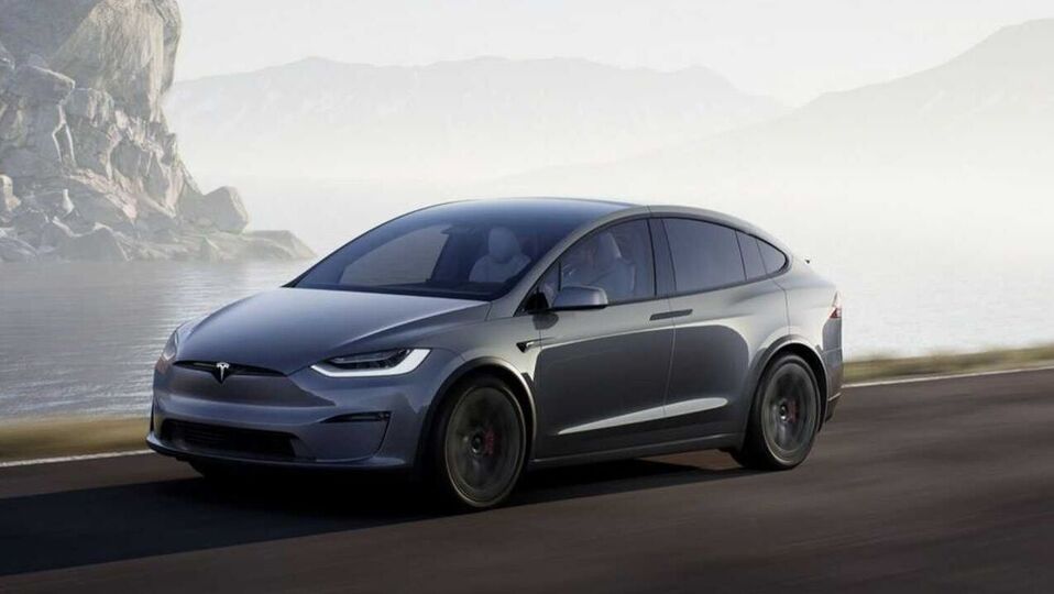 Tesla Model X 