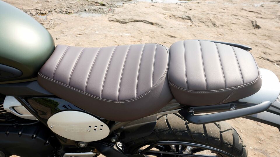 Triumph Scrambler 400 X