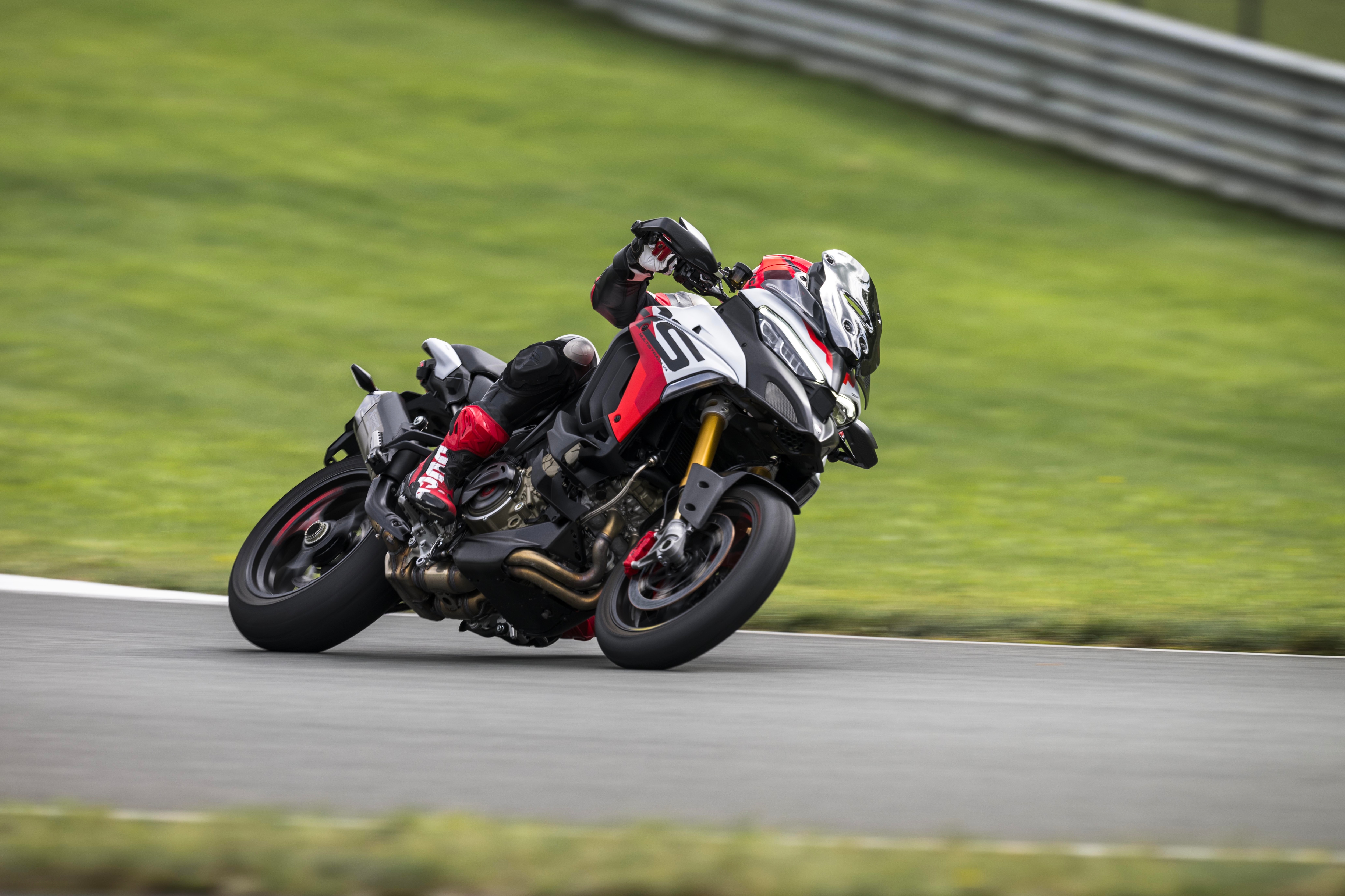 The Multistrada V4 RS packs the top-spec fully-adjustable Öhlins suspension, Brembo Stylema brakes and forged Marchesini alloy wheels 2024 Ducati Multistrada V4 RS