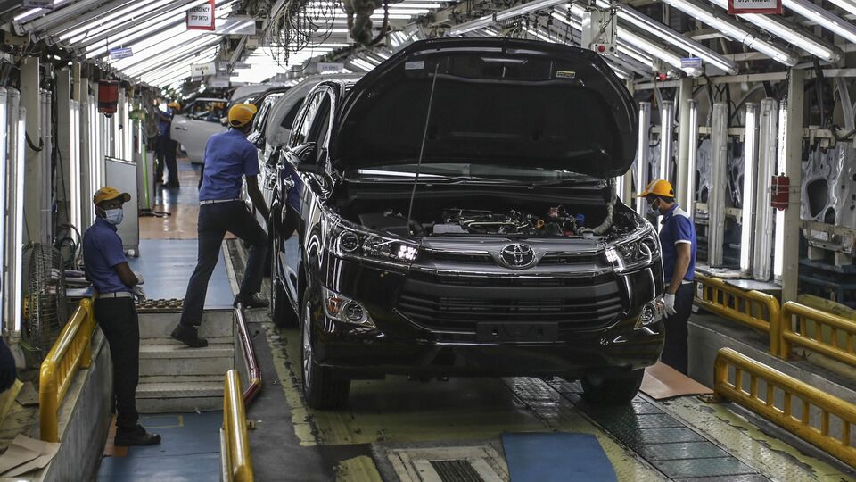 Toyota Innova Crysta Bidadi