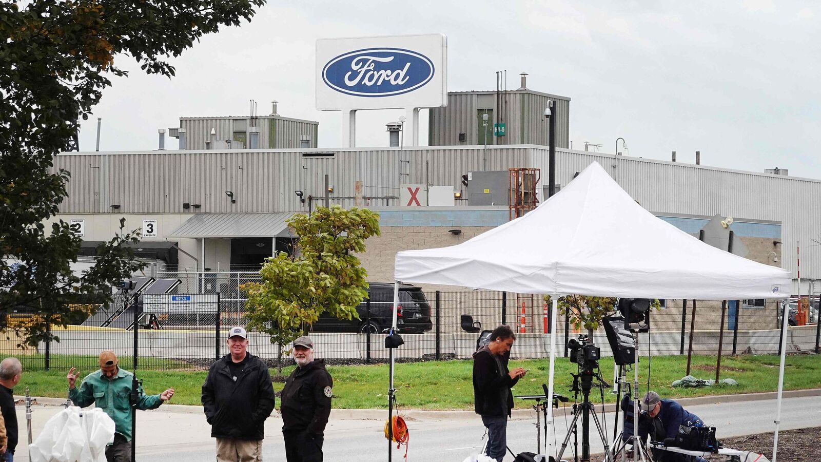 US auto union strike GM, Stellantis in talks with workers to reach