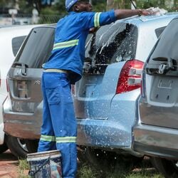 Following some easy tips can ensure you clean the car at home.
